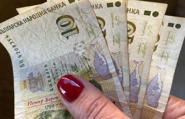 Трите зодии, които ще спечелят много пари този месец 3 da9bc605b958bf084b0a10058242888a 620x400 1
