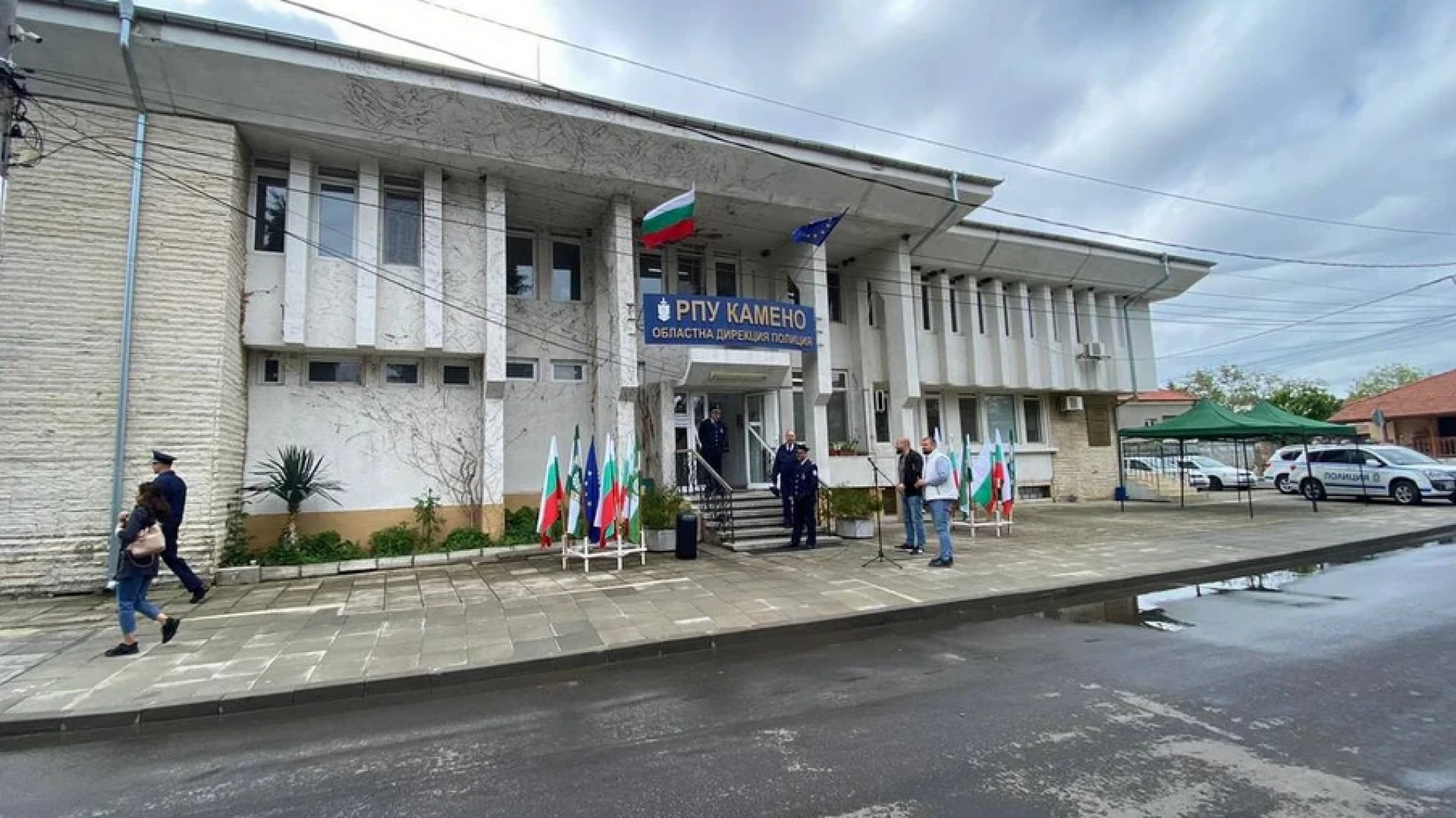 1735151245 screenshot 2024 12 25 at 20 27 16 piyani bikha i se gavrikha s ekip na brza pomoshch v kameno no politsiya v grada nyamashe