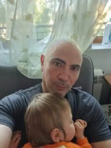 Уникална снимка показа какви красавици са съпругата и 3-годишната дъщеричка на Росен Петров (СНИМКА) 30 472312310 928580016143402 8890990775457636570 n