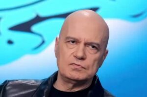 Слави Трифонов: Най-голямата ми мъка е, че нямам деца, никога няма да... 2 475793665 122164589012271488 6385282411636958823 n