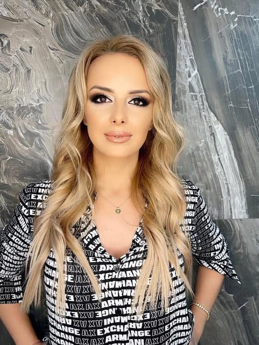 Ето я новата синоптичка! Щерката на Соня Немска удари в земята Станкулова и Малкоданска / СНИМКИ 4 476427434 673049468628436 5853078856268599631 n