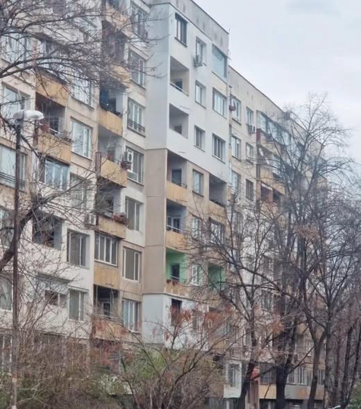 Обрат в блока! Нови правила и големи такси за... Вижте повече 👇👇 👇 3 642350011 975469801719733 1884683900338756198 n