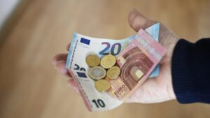 Голяма промяна с пенсиите на работещите пенсионери: Важна новина от НОИ 14 678032158ce7d5b7da161a608c7a12e2 2570196 1920x1080