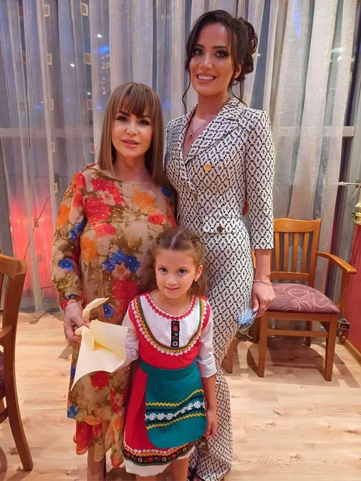 ИЗВЪНРЕДНО! Мими Иванова съобщи, че… Вижте повече 👇👇 👇 3 669881128 1011257571474289 6699736486621065757 n