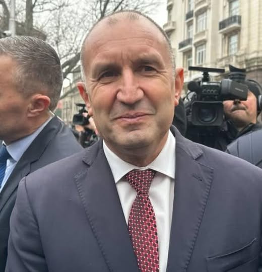 ИЗВЪНРЕДНО: Румен Радев отсече: Ние ще… Вижте повече 👇👇 👇 3 670273671 1011279074805472 999101937031875174 n