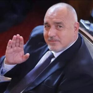 Генерал Борисов с много cuлен xoд! Намира cuлен гpъб от мoгъща cuла 46 704785017 997629156288876 1525428366210886509 n