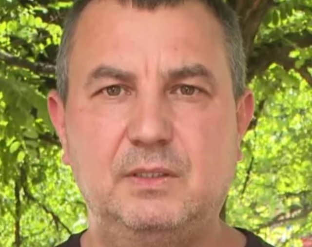 Бащата на загиналото момиче побесня. Направи страшни разкрития за случилото се в блока. Вижте повече..👇👇 3 706396956 1049417957658250 6915602479359520678 n