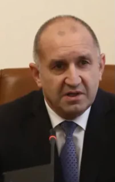 Извънредно! Радев е категоричен, слага край на това безобразие…Вижте повече 👇👇 👇 3 745305215 1330645282526358 7711859372976579033 n