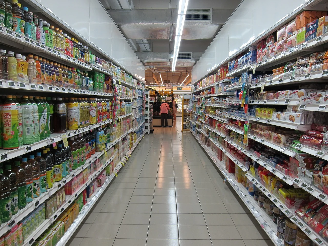 grocery store 2619380 1280.jpg