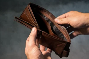 Тези 4 зодии ще тънат в безпаричие тази ЕСЕН 2 wallet 3548021 1280.jpg